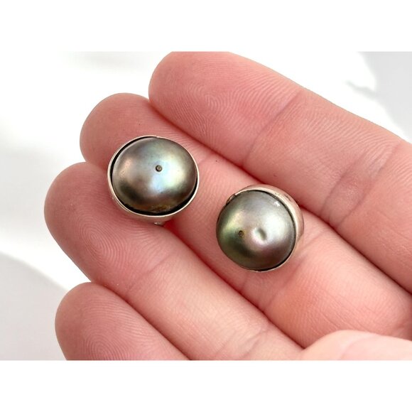 Iridescent Stoned Round Cut Bezel Set Vintage Sterling Silver 925 Stud Earrings - Picture 8 of 9
